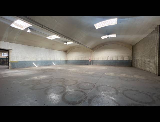 4,834M² FACTORY TO LET IN ALRODE